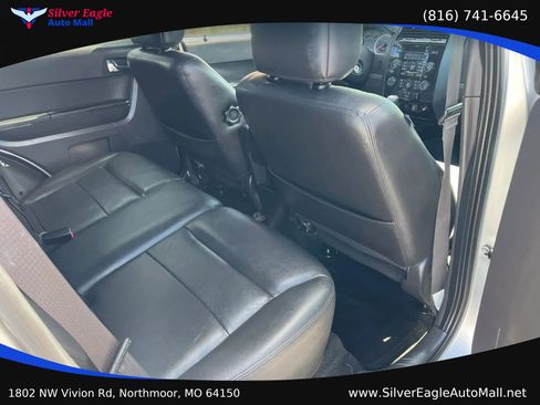 Used 2012 Ford Escape Limited FWD image 8