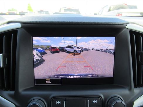 Used 2022 GMC Terrain SLE w/ Driver Convenience Package FWD image 27