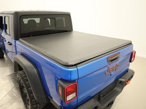 Used 2023 Jeep Gladiator Mojave w/ Cold Weather Group image 39