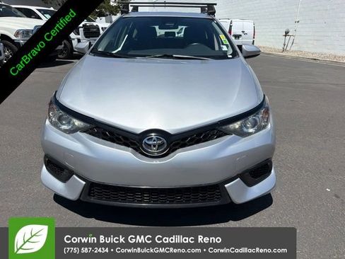 Used 2018 Toyota Corolla iM w/ Carpet Mat Package (TMS) FWD image 2