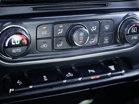 Used 2016 Chevrolet Silverado 2500 LTZ w/ Duramax Plus Package image 32