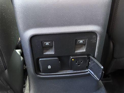 Used 2024 Ford Bronco Outer Banks image 36