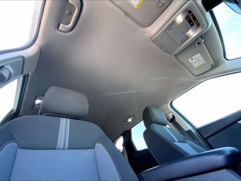 Used 2023 Chevrolet Blazer LT image 13