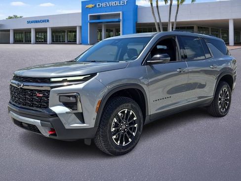 New 2026 Chevrolet Traverse Z71 w/ Enhanced Driving Package AWD/4WD image 3