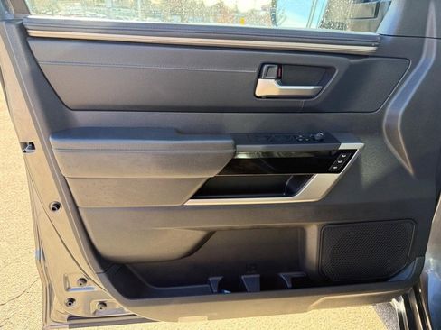 Used 2023 Toyota Tundra Limited image 19