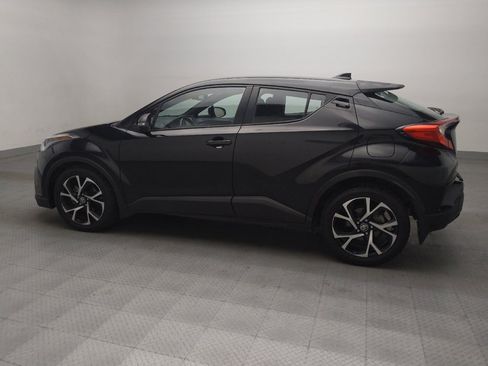 Used 2018 Toyota C-HR XLE image 3