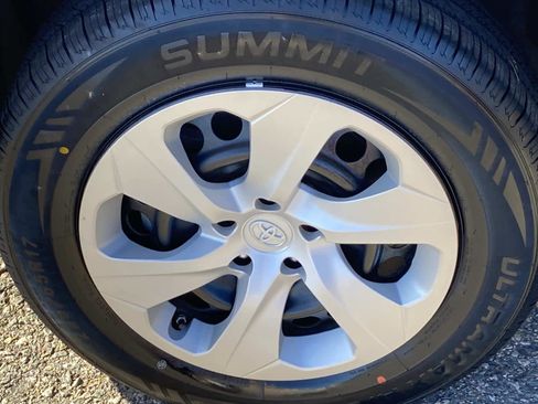 Used 2024 Toyota RAV4 LE image 24