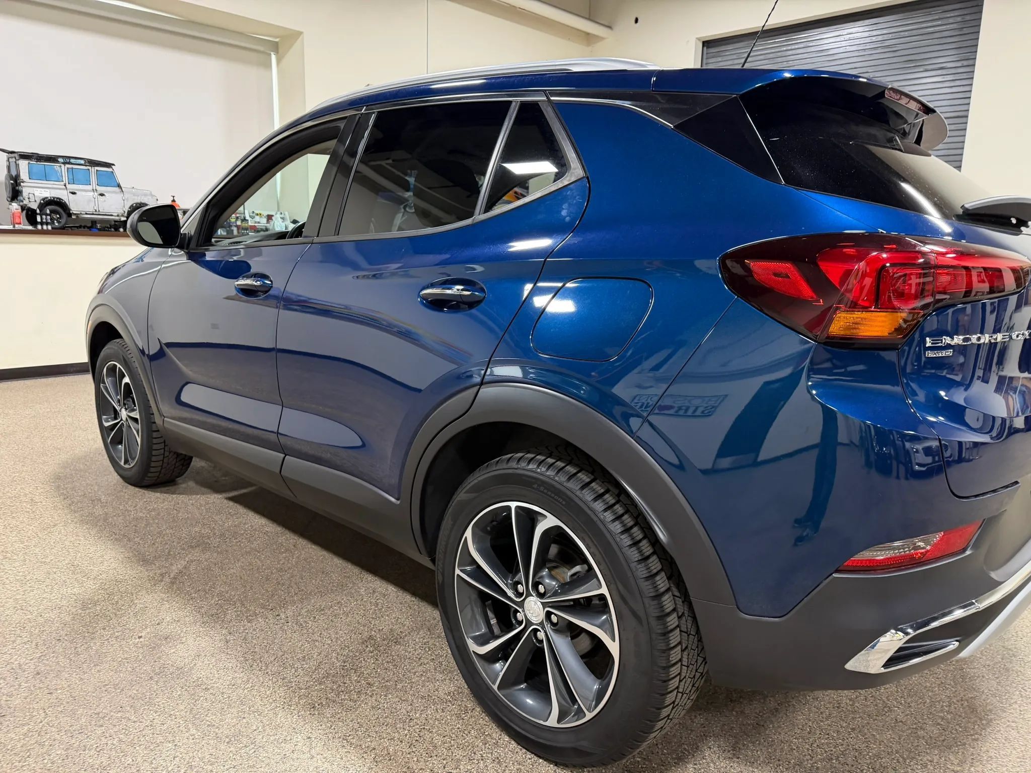 Used 2021 Buick Encore GX Essence AWD/4WD image 20