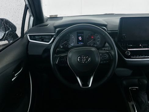 Used 2023 Toyota Corolla SE image 17
