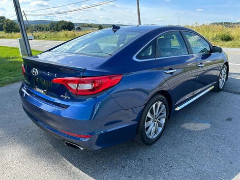 Used 2017 Hyundai Sonata Sport w/ Value Edition Package 02 FWD image 4