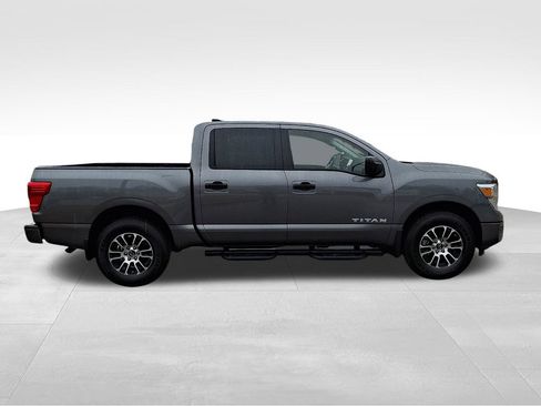 Used 2024 Nissan Titan SV w/ Accessory Utility Package image 7