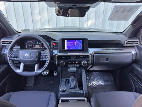 Used 2024 Toyota Tacoma TRD Sport RWD image 12
