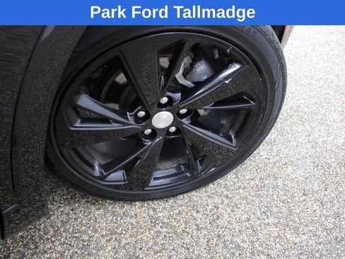 Used 2021 Buick Envision Essence w/ Technology Package I AWD/4WD image 29
