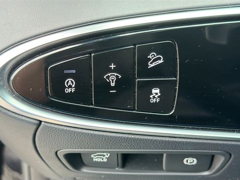 Used 2022 Genesis GV70 2.5T AWD/4WD image 35