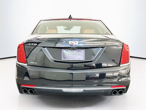 Used 2018 Cadillac CT6 Luxury image 7