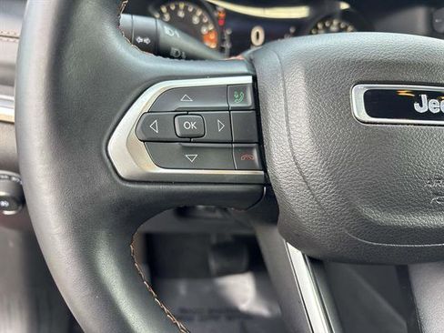 Certified 2022 Jeep Compass Limited image 17