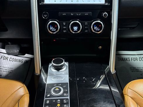 Used 2017 Land Rover Discovery HSE image 20