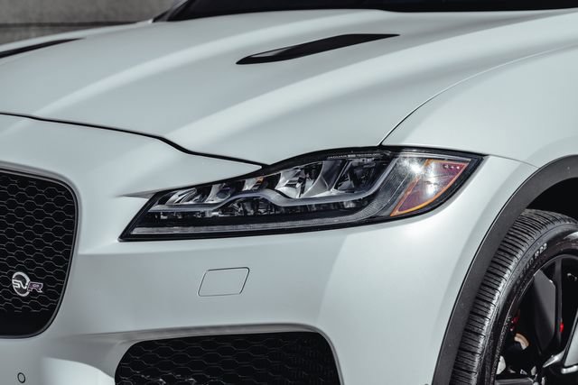 Used 2020 Jaguar F-PACE SVR AWD/4WD image 48