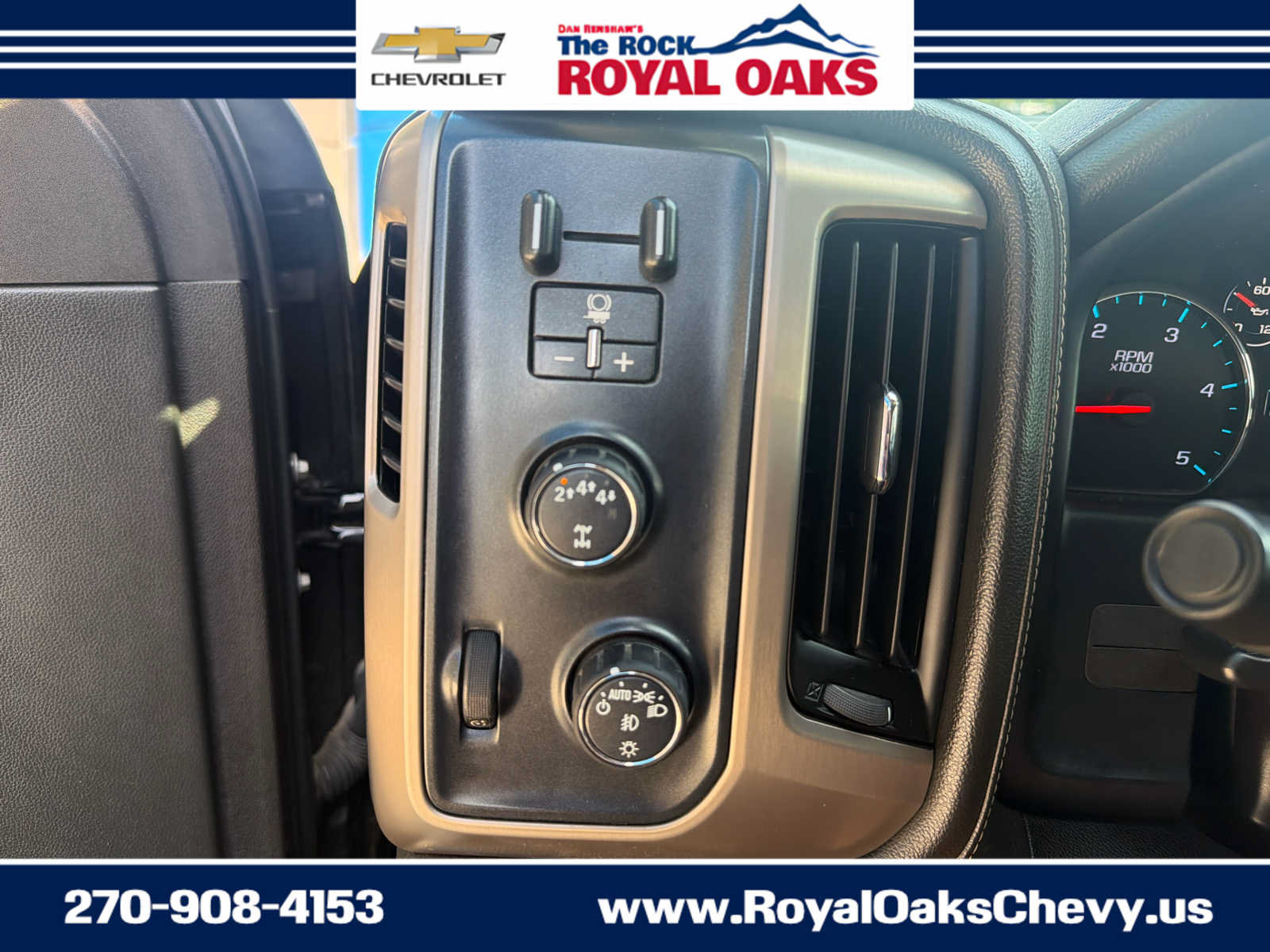 Used 2018 GMC Sierra 2500 Denali w/ Duramax Plus Package AWD/4WD image 20