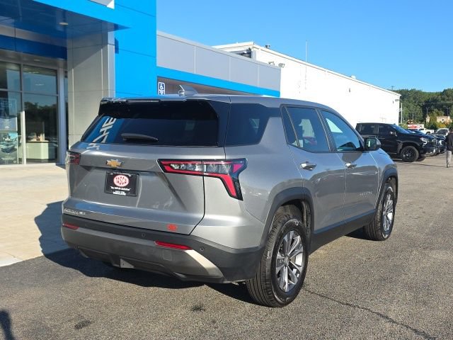 Used 2026 Chevrolet Equinox LT AWD/4WD image 6