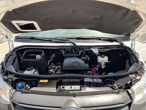 Used 2024 Mercedes-Benz Sprinter 2500 144 Cargo image 54