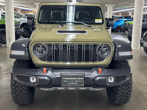 New 2026 Jeep Gladiator Mojave image 2