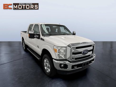 Used 2016 Ford F350 Lariat w/ Lariat Ultimate Package AWD/4WD image 7