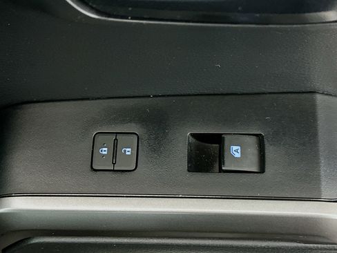 Used 2023 Toyota Tacoma SR5 w/ Technology Package image 29