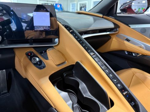 Used 2024 Chevrolet Corvette Stingray Preferred Conv w/ Z51 Performance Package RWD image 13