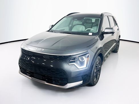 Used 2023 Kia Niro Wind FWD image 3