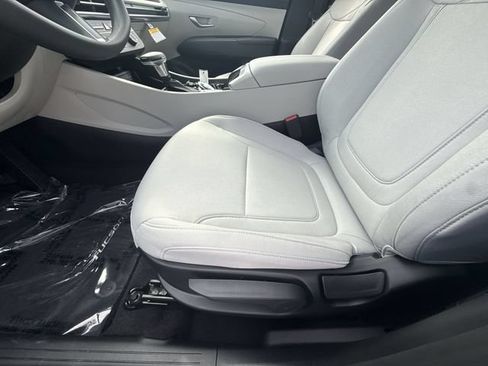New 2026 Hyundai Tucson SE FWD image 12