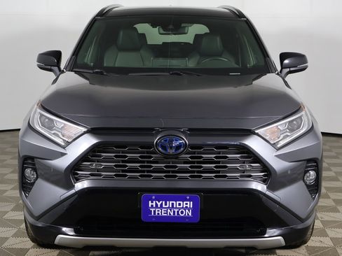 Used 2020 Toyota RAV4 XSE image 13