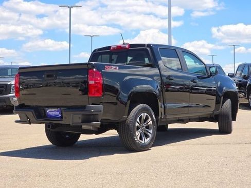 Used 2022 Chevrolet Colorado Z71 w/ Safety Package AWD/4WD image 29