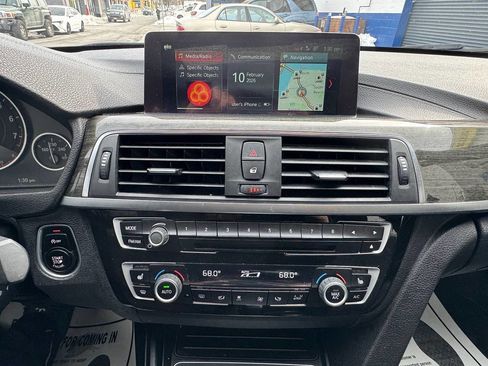 Used 2018 BMW 330i xDrive Sedan image 11