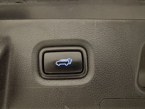 Used 2020 Hyundai Santa Fe SEL w/ Convenience Package FWD image 14