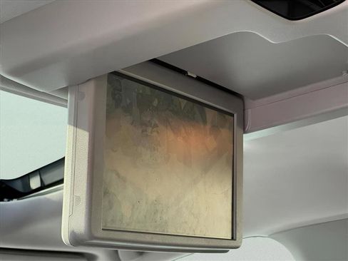 Used 2018 Honda Odyssey Touring image 17