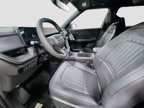 New 2027 Kia Seltos X-Line S w/ X-Line S Premium Package AWD/4WD image 21