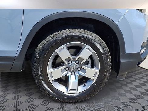 Used 2025 Honda Ridgeline RTL image 8