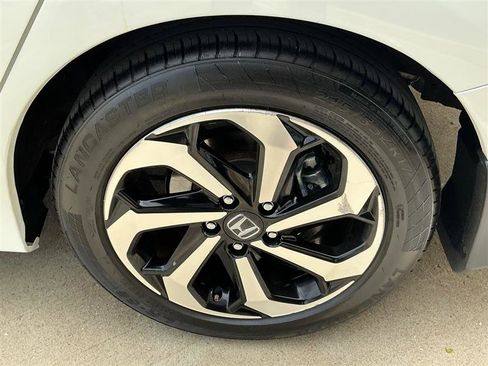 Used 2017 Honda Accord EX-L image 22