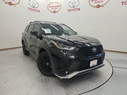 Used 2023 Toyota Highlander XSE