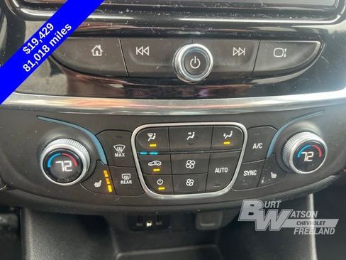 Used 2018 Chevrolet Traverse RS image 16