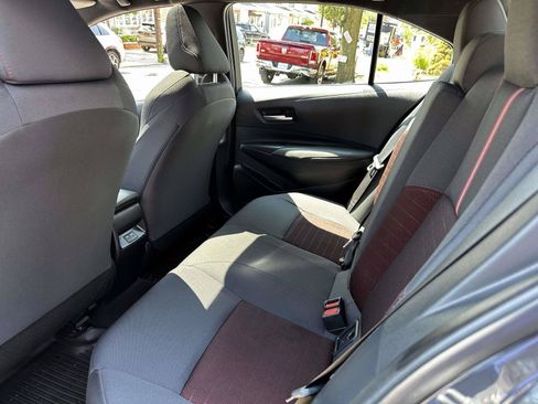 Used 2024 Toyota Corolla SE w/ SE Premium Package FWD image 16