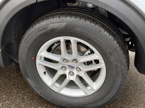 New 2026 Ford Explorer Active image 10