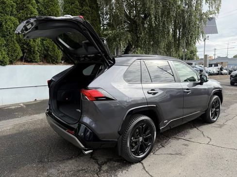 Certified 2023 Toyota RAV4 XSE AWD/4WD image 10