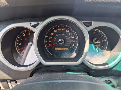 Used 2004 Toyota 4Runner Limited AWD/4WD image 20