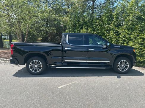 Certified 2023 Chevrolet Silverado 1500 High Country w/ Z71 Off-Road Package AWD/4WD image 30