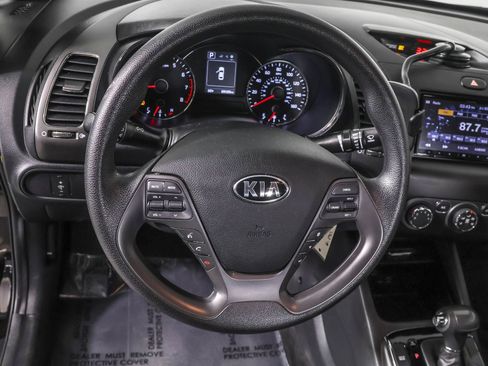 Used 2017 Kia Forte LX w/ LX Popular Package image 25