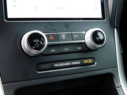 Used 2022 Ford Edge SE AWD/4WD image 19