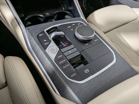Used 2025 BMW 330i xDrive Sedan w/ M Sport Package image 35
