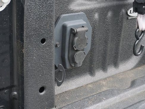 Certified 2022 Ford F350 Platinum image 14